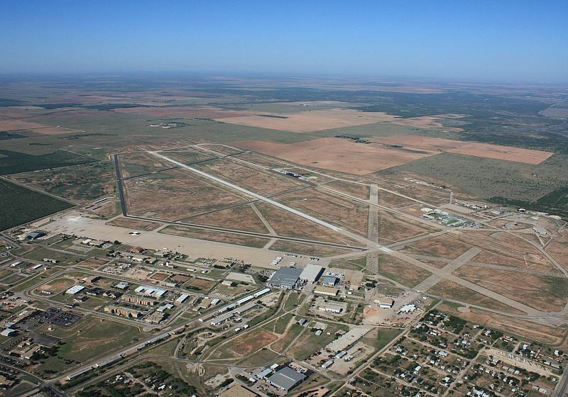 View from inside downwind rwy 17L