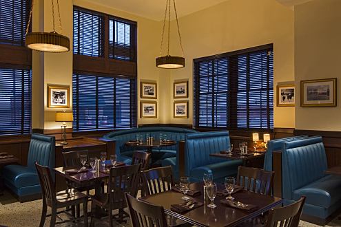 Hotel Settles Dining Room